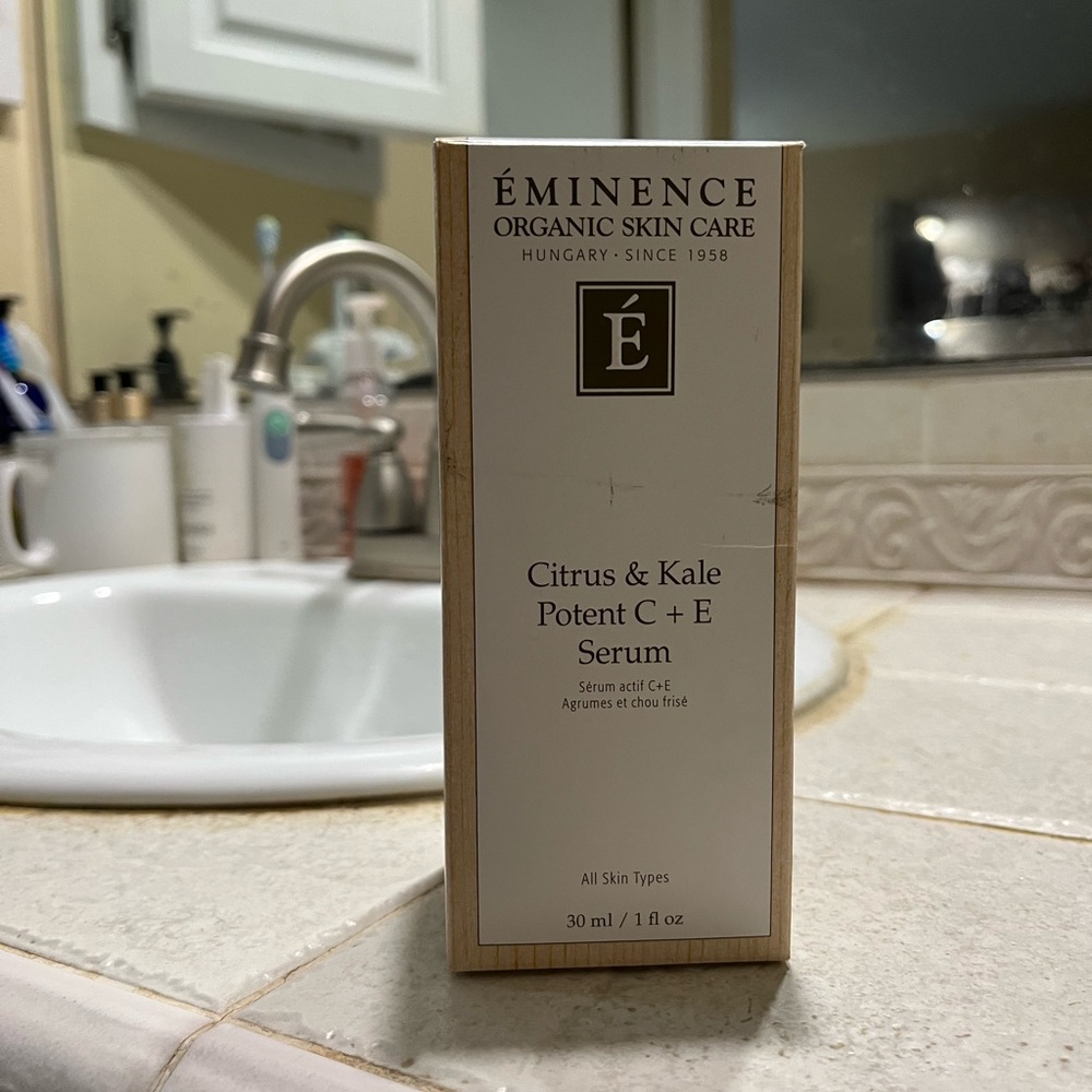 Brand new Éminence Citrus & Kale Potent C+E Serum 30ml